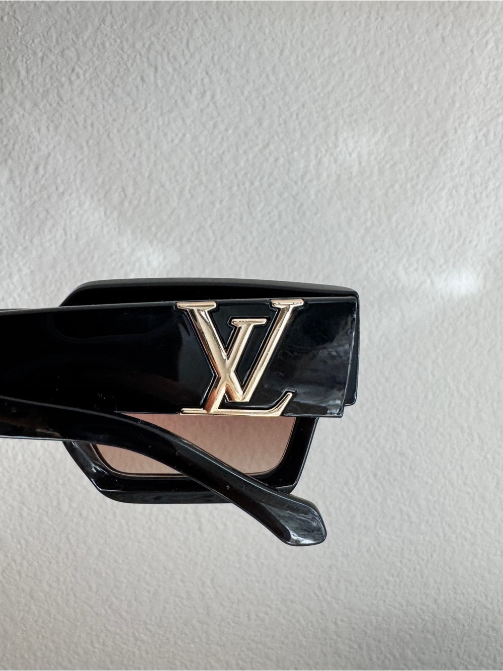 Louis Vuitton Oversized Black Square Sunglasses with Gold Logo Arms - Picture 3 of 5